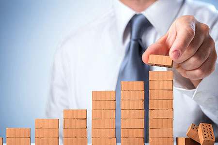 期货杠杆利弊对比：用与不用之争